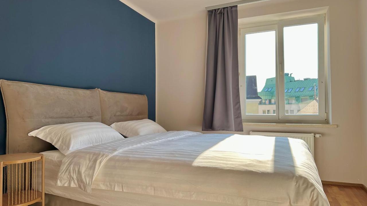 Homely Stay Apartment 2 Sankt Poelten Esterno foto